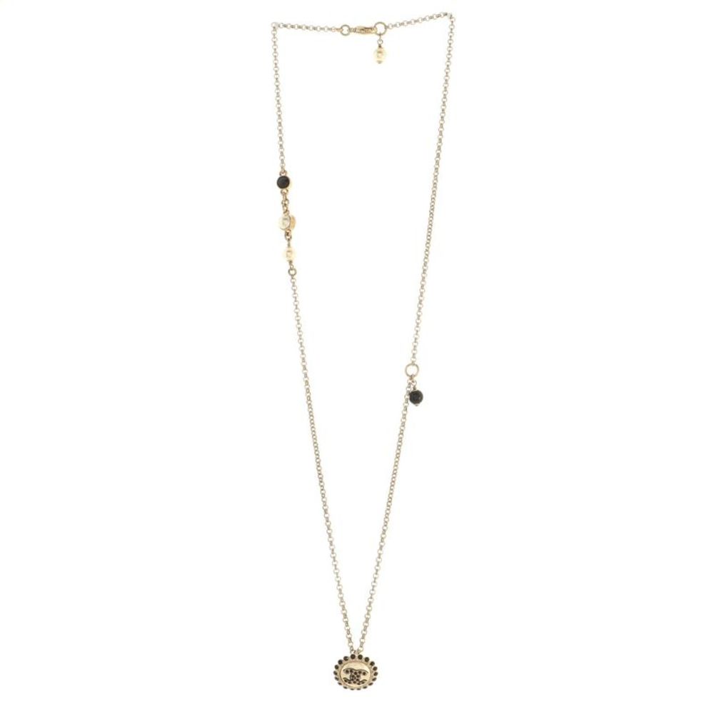 Chanel CC Round Pendant Necklace Metal with Crystals, Faux Pearls and Beads Gold - Picture 2 of 4